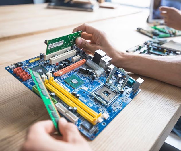 broken laptop recycling